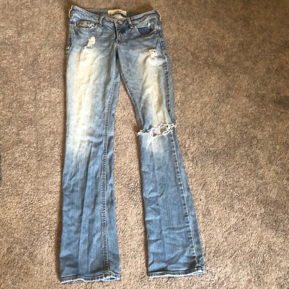 HOLLISTER Jeans size 5 W-27  L-35